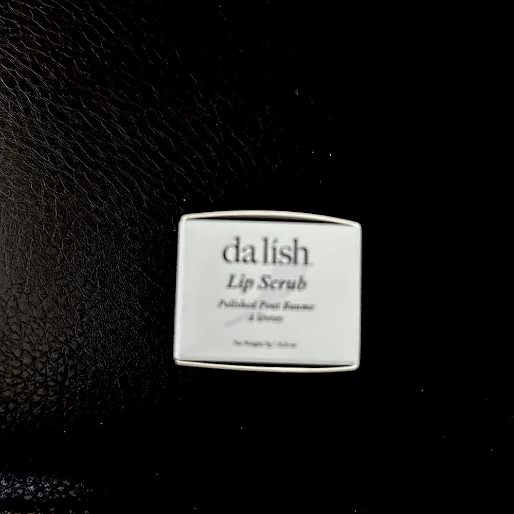 Delish Lip Scrub BNWT